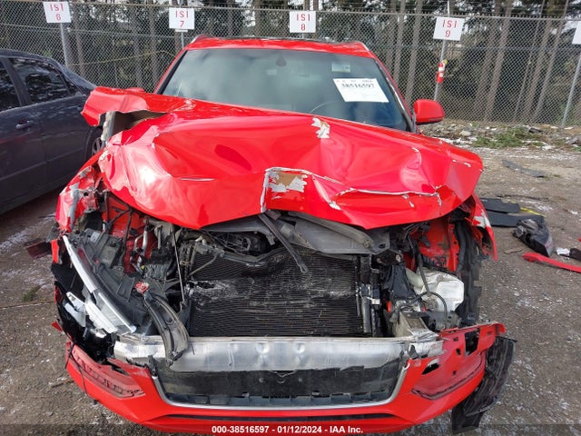 WA1BCCFS8JR017596 Audi Q3 2.0t Premium/2.0t Sport Premium