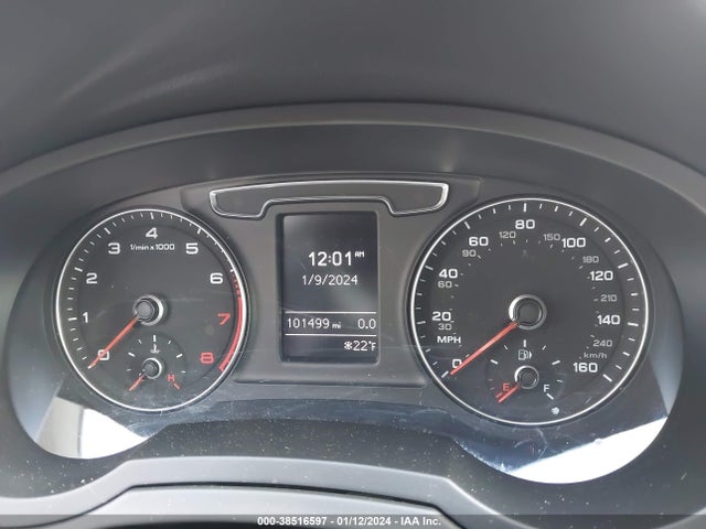 WA1BCCFS8JR017596 Audi Q3 2.0t Premium/2.0t Sport Premium