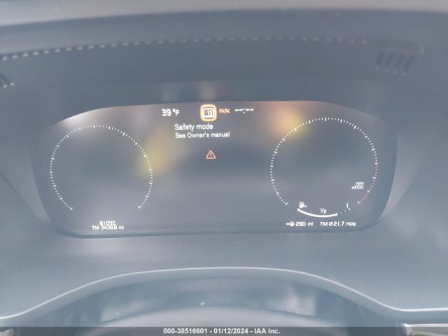 LYVA22RK7JB122762 Volvo Xc60 T6 Momentum