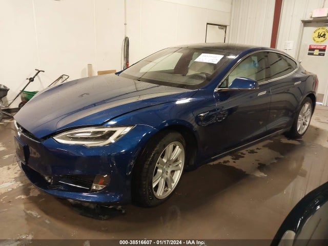 Tesla Model S Performance Dual Motor All-wheel Drive 2020 5YJSA1E42LF392167 Image 2