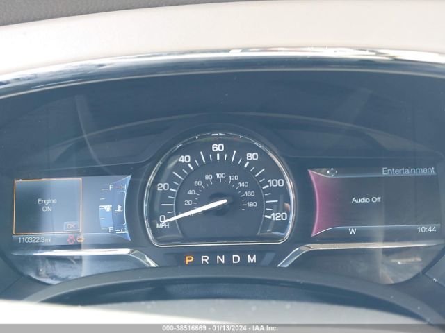 5LMJJ2HTXFEJ02244 Lincoln Navigator