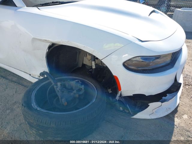 2C3CDXHG5JH312053 Dodge Charger Sxt Plus Rwd