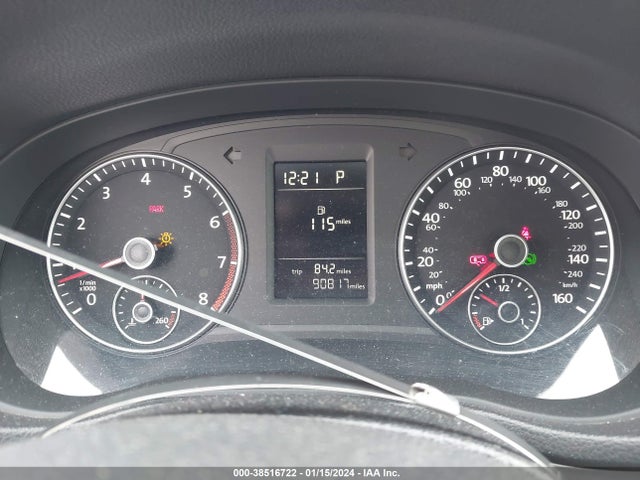 1VWAT7A38FC096395 Volkswagen Passat 1.8t Limited Edition