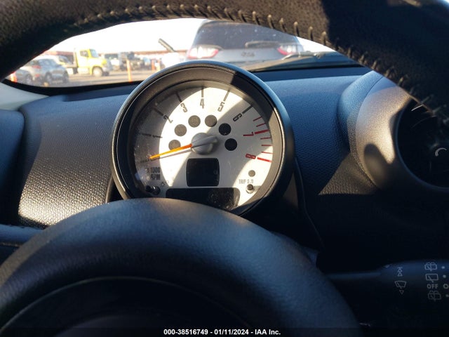 2011 MINI COOPER COUNTRYMAN WMWZB3C58BWH95034 Photo 6