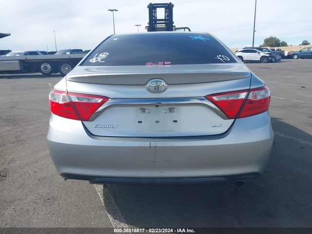Toyota CAMRY SE 2015 4T1BF1FK8FU042094 Image 17