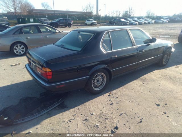 1993 BMW 740 WBAGD8323PDE86188 Photo 3