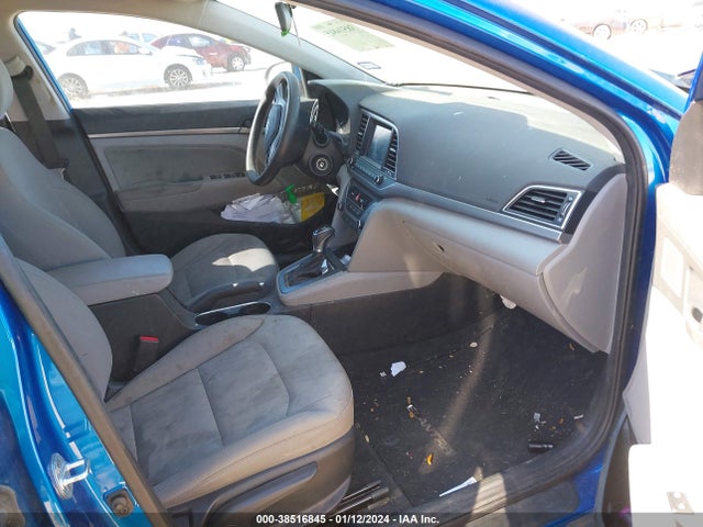 2018 HYUNDAI ELANTRA SEL VIN: 5NPD84LF6JH285888