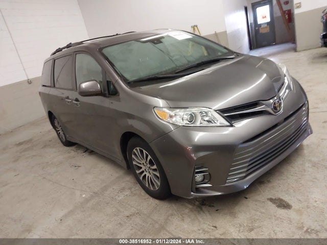 Toyota Sienna Xle Premium 8 Passenger 2018 5TDYZ3DC0JS931014 главное изображение