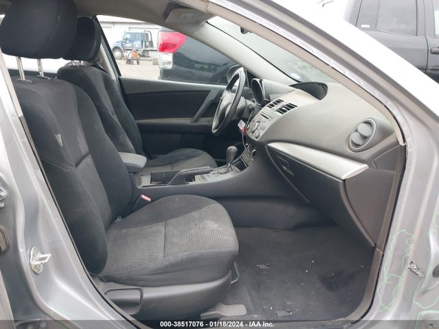 2012 MAZDA MAZDA3 I SPORT VIN: JM1BL1UF4C1589931