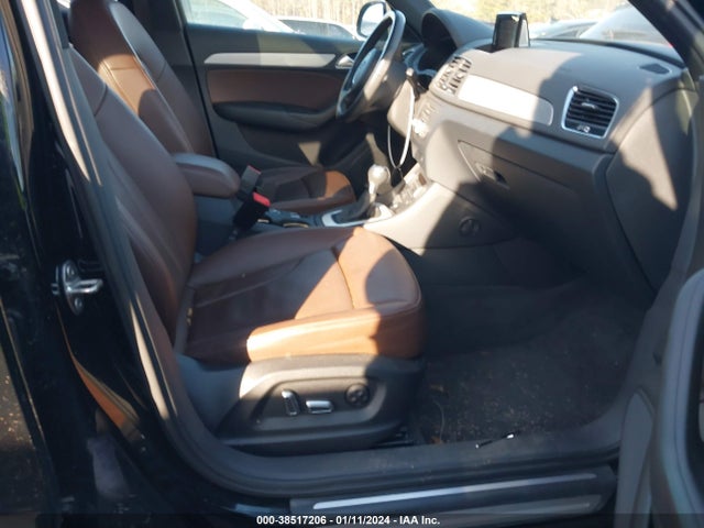 WA1ECCFS1JR033748 Audi Q3 2.0t Premium/2.0t Sport Premium