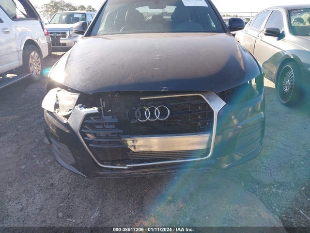 WA1ECCFS1JR033748 Audi Q3 2.0t Premium/2.0t Sport Premium
