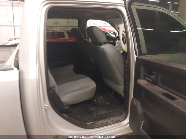 RAM 2500 Tradesman  4x4 8' Box 2018 3C6UR5HL9JG420542 Image 8