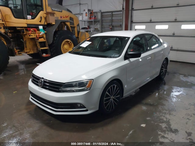 3VWD17AJ1GM412835 Volkswagen Jetta 1.8t Sport
