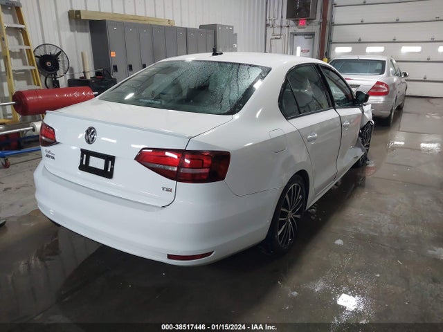 3VWD17AJ1GM412835 Volkswagen Jetta 1.8t Sport