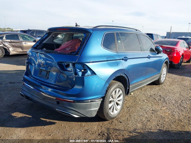 2018 VOLKSWAGEN TIGUAN 2.0T SE/2.0T SEL VIN: 3VV3B7AX1JM140747