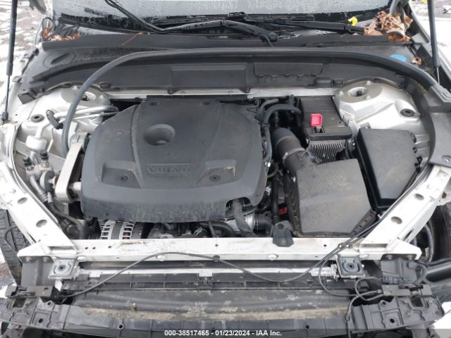 LYV102RK4JB117623 Volvo Xc60 T5 Momentum