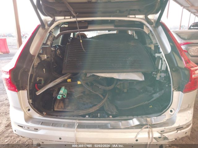 LYV102RK4JB117623 Volvo Xc60 T5 Momentum