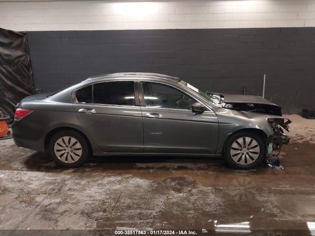 2008 HONDA ACCORD 2.4 LX VIN: 1HGCP263X8A150761