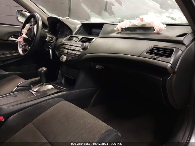 2008 HONDA ACCORD 2.4 LX VIN: 1HGCP263X8A150761