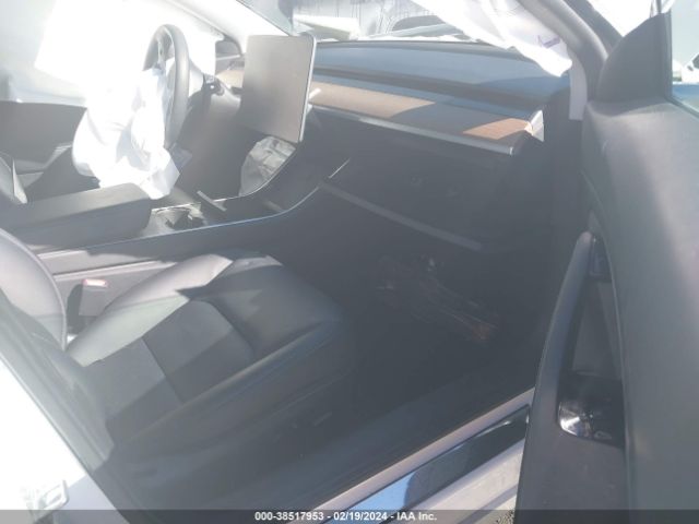 2020 TESLA MODEL 3 5YJ3E1EBXLF787284 Photo 4