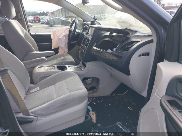 2C4RDGCG4GR311797 Dodge Grand Caravan Sxt