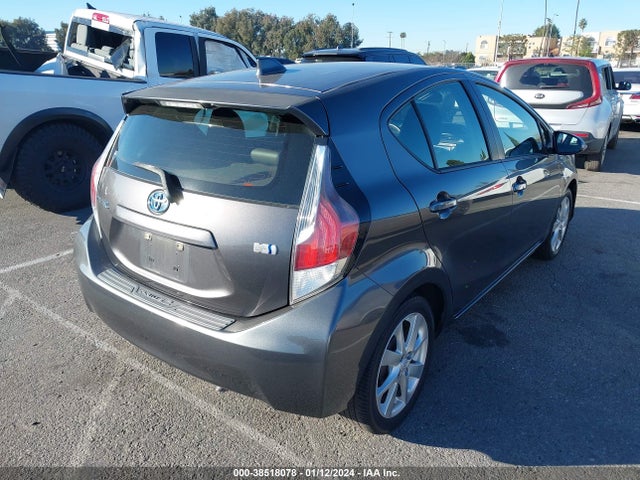 Toyota Prius C Four 2015 JTDKDTB37F1093205 Image 4