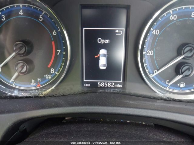 2T1BURHE1KC221889 Toyota COROLLA SE