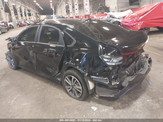 KIA Forte Lxs 2022 3KPF24AD0NE506505 Image 3