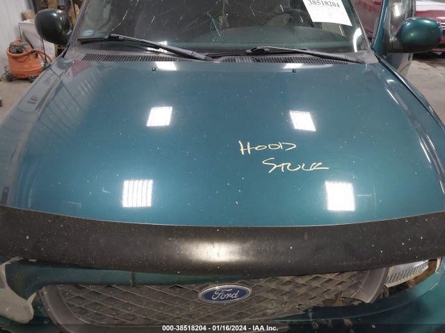1998 FORD F-150 VIN: 1FTZX18W8WKB11555