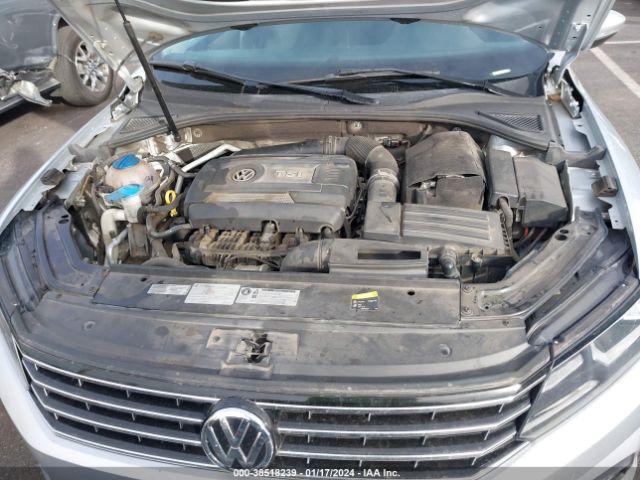 1VWAT7A34GC055537 Volkswagen Passat 1.8t S