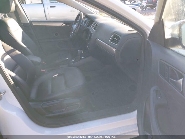 2017 VOLKSWAGEN JETTA 1.4T SE VIN: 3VWDB7AJ6HM326127