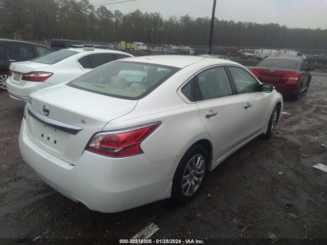 Nissan Altima 2.5 S 2015 1N4AL3AP7FC240636 Image 4