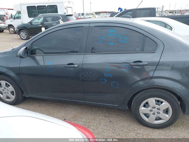 Chevrolet Sonic Ls Auto 2016 1G1JA5SH8G4108704 Image 14