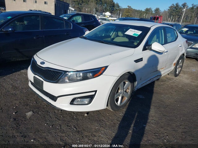 KIA Optima Lx 2015 KNAGM4A77F5640818 Image 2
