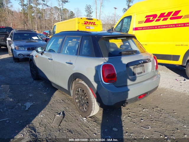 2018 MINI HARDTOP WMWXU1C59J2F81214 Photo 2