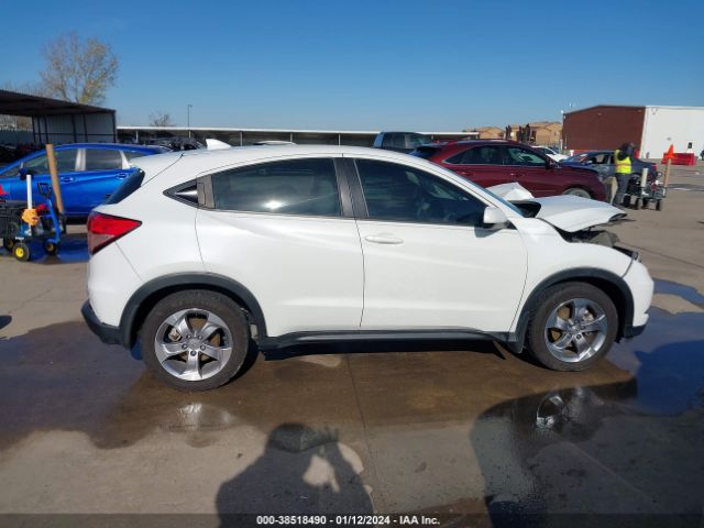 3CZRU5H35JM718014 Honda HR-V LX