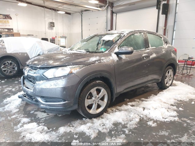 Honda HR-V LX 2016 3CZRU6H37GM731944 Image 2