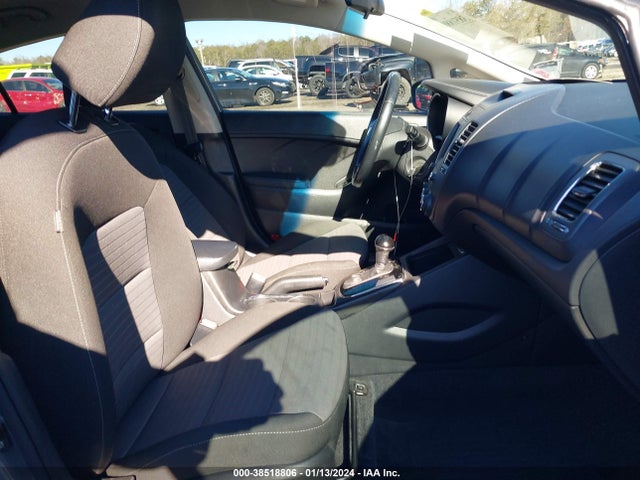 2017 KIA FORTE S VIN: 3KPFL4A71HE060649