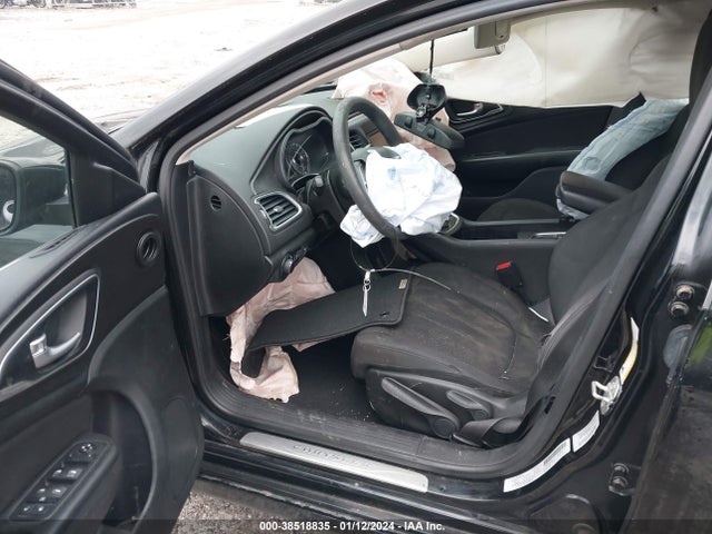 1C3CCCAB9FN693236 Chrysler 200 Limited