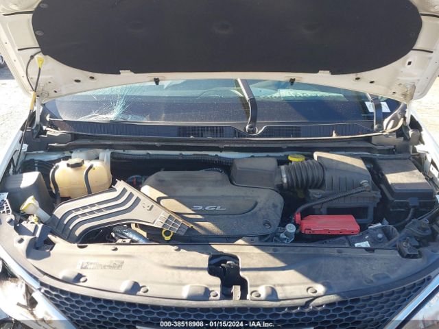 2019 CHRYSLER PACIFICA 2C4RC1BGXKR507656 Photo 9