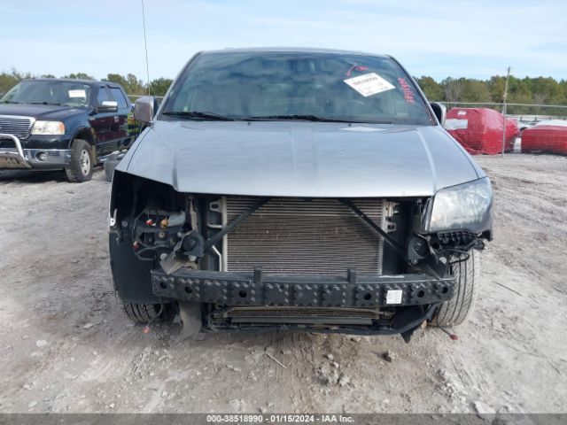 2C4RDGEG9KR647421 Dodge Grand Caravan Gt