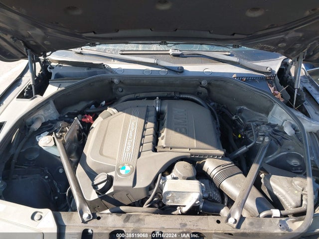 BMW 535i Gran Turismo 2014 WBA5M2C56ED085632 Image 8