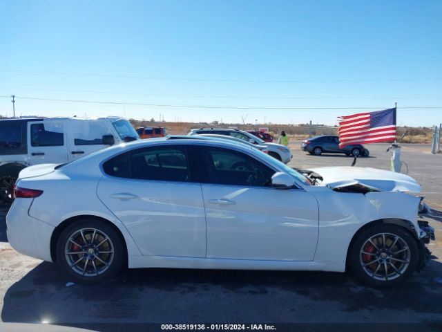 ZARFAEBNXJ7562919 Alfa Romeo Giulia Rwd