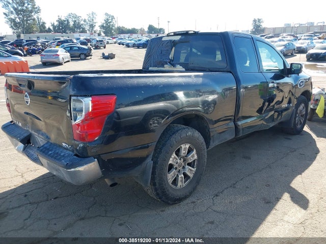 Nissan TITAN SV 2017 1N6AA1CK4HN557686 Image 4