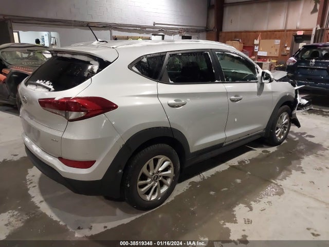 2016 HYUNDAI TUCSON SE VIN: KM8J3CA45GU038787