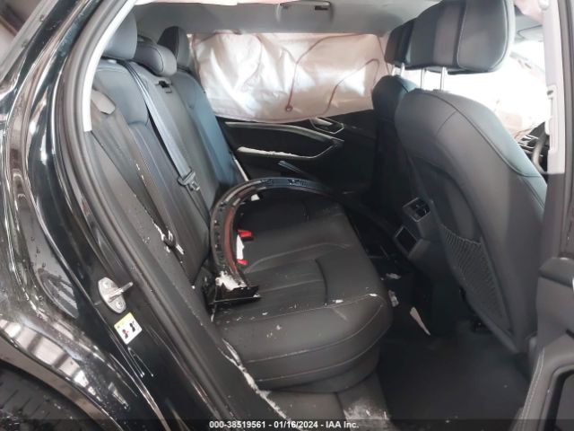 WA1AAAGE2MB025785 Audi E-tron Premium Quattro