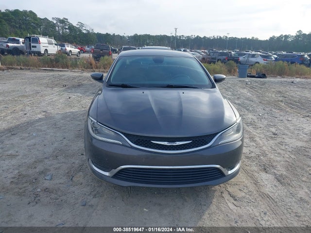 Chrysler 200 Limited Platinum 2017 1C3CCCAB6HN500303 Image 12