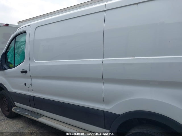 Ford Transit-250 2019 1FTYR1YM2KKA71830 Image 13