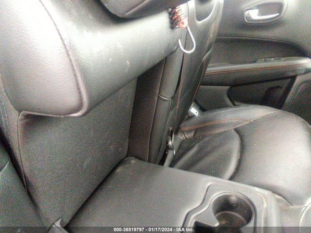 3C4NJDCB8LT238970 Jeep Compass Limited 4x4
