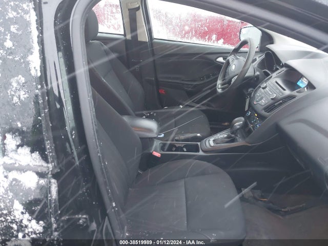 Ford FOCUS SE 2017 1FADP3F23HL332263 Image 5